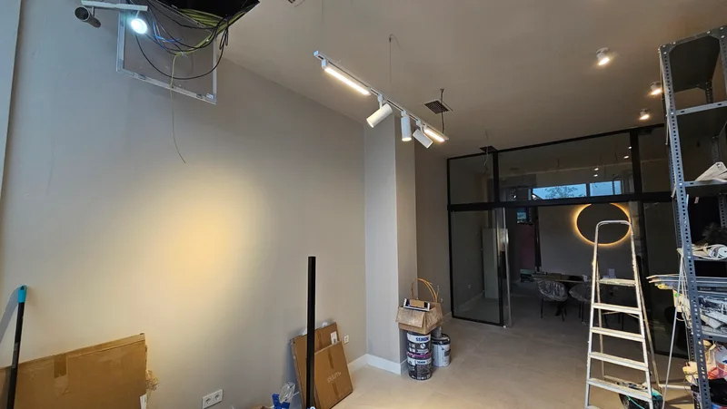 Lighting and cabling during a commercial premises refurbishment